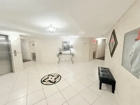 1400 Saint Charles Place Pembroke Pines FL 33026