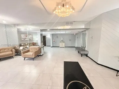 1400 Saint Charles Place Pembroke Pines FL 33026