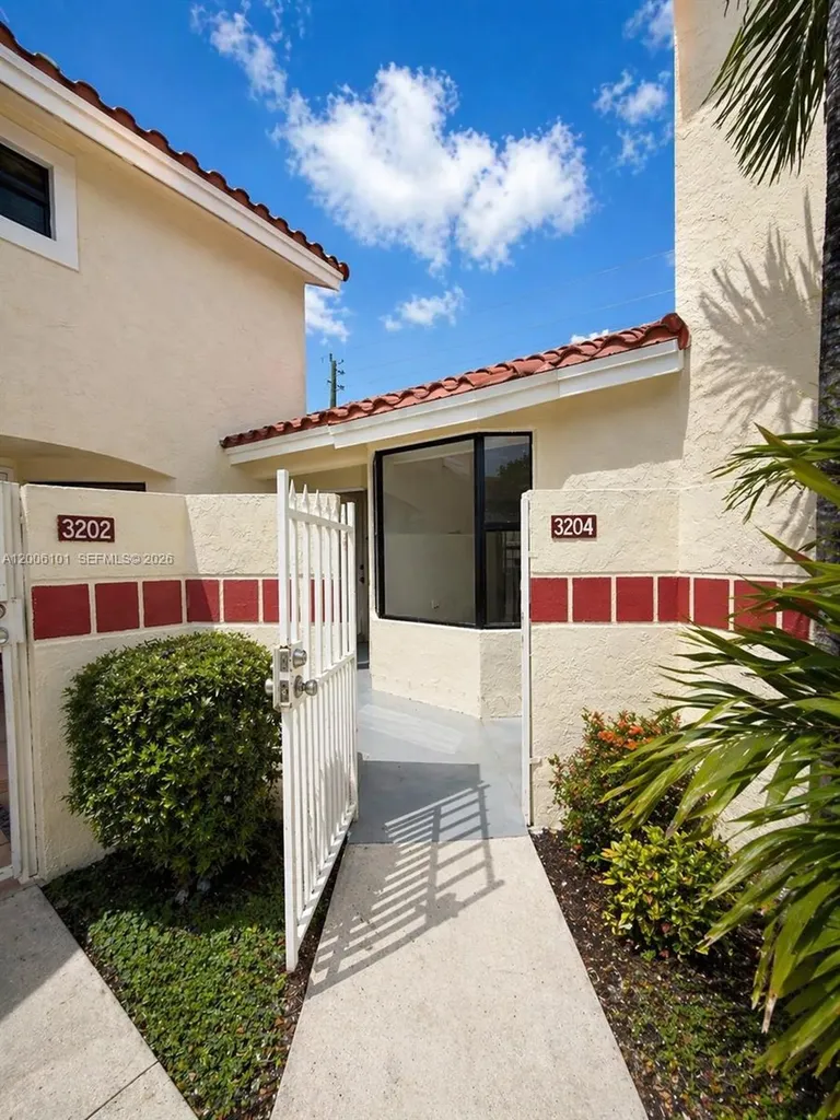 3204 San Remo Circle Homestead FL 33035
