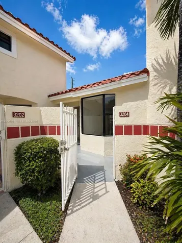 3204 San Remo Circle Homestead FL 33035