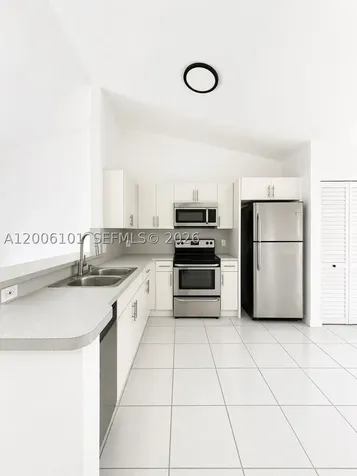 3204 San Remo Circle Homestead FL 33035