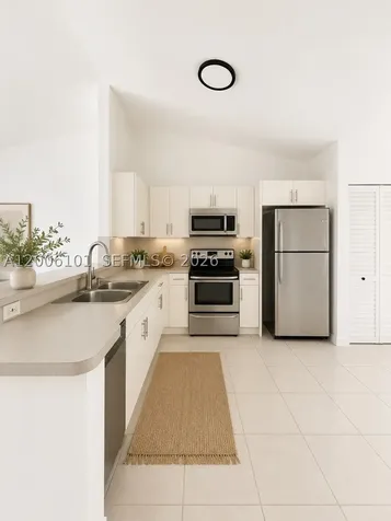 3204 San Remo Circle Homestead FL 33035