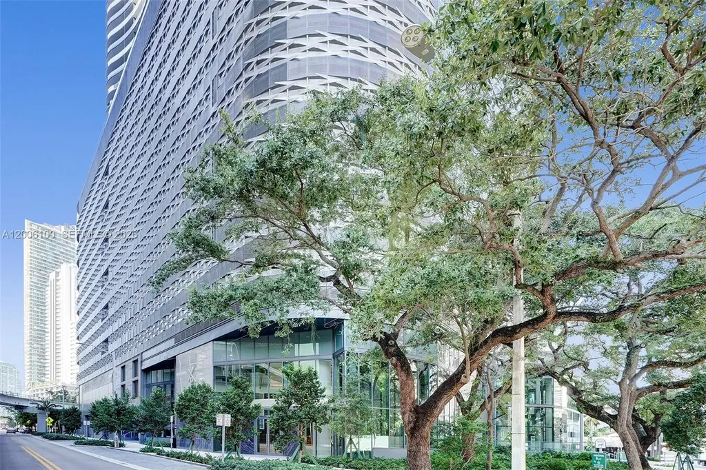 1000 Brickell Plaza Miami FL 33131