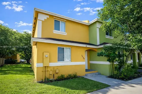 2290 NW 136th Terrace Opa-Locka FL 33054