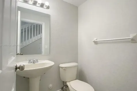 2290 NW 136th Terrace Opa-Locka FL 33054