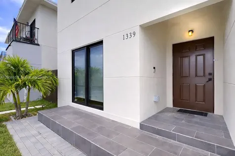 1339 NW 2nd Lane Florida City FL 33034
