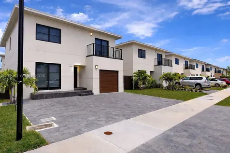 1339 NW 2nd Lane Florida City FL 33034