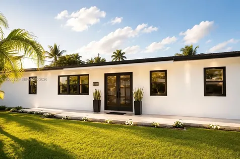 9281 SW 166th Terrace Palmetto Bay FL 33157