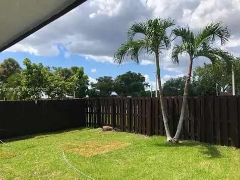 15167 SW 94th Terrace Miami FL 33196