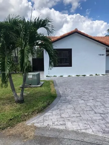 15167 SW 94th Terrace Miami FL 33196