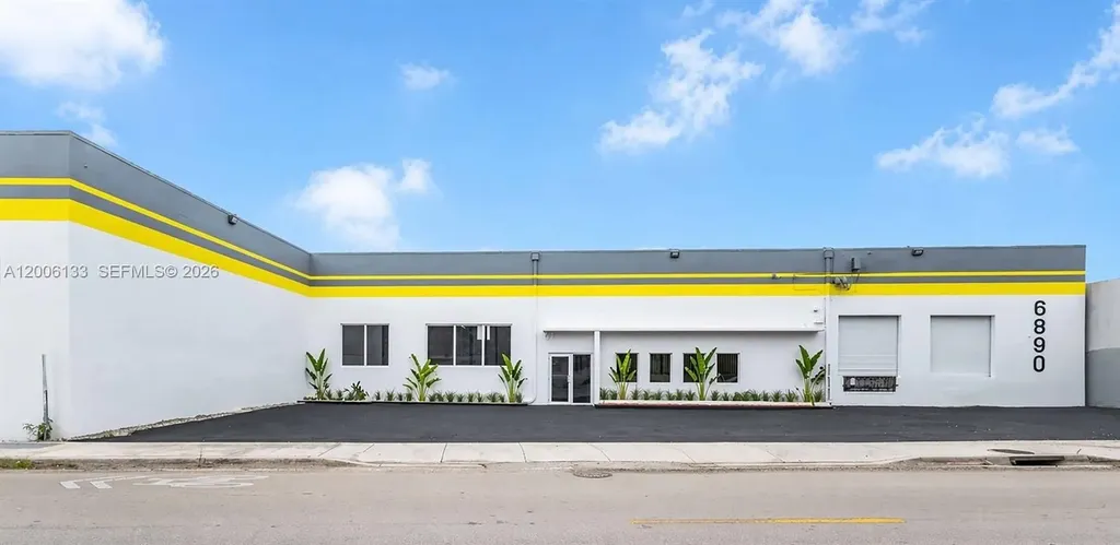 6800 NE 4th Court Miami FL 33138