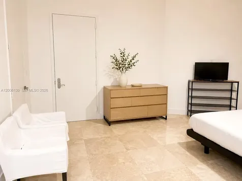 15811 Collins Avenue Sunny Isles Beach FL 33160