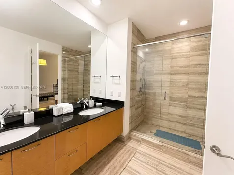 15811 Collins Avenue Sunny Isles Beach FL 33160