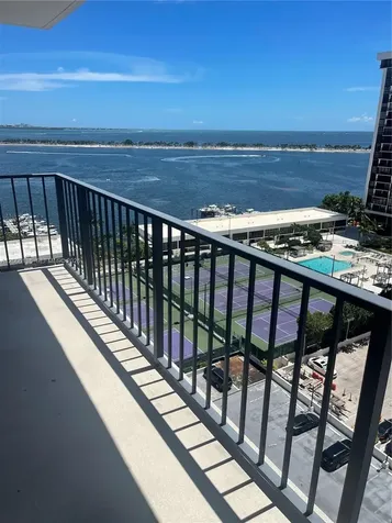 1901 Brickell Avenue Miami FL 33129