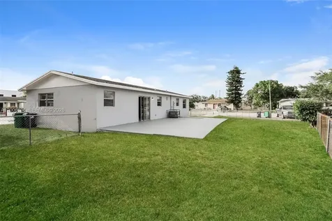 18931 NW 33rd Place Miami Gardens FL 33056