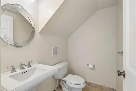 7885 SW 179th Terrace Palmetto Bay FL 33157