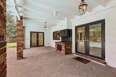 7885 SW 179th Terrace Palmetto Bay FL 33157