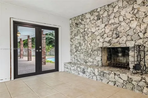 7885 SW 179th Terrace Palmetto Bay FL 33157