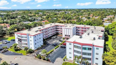 4000 NW 44th Avenue Lauderdale Lakes FL 33319