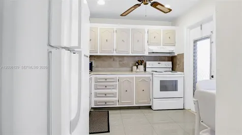 4000 NW 44th Avenue Lauderdale Lakes FL 33319