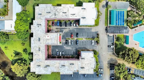 4000 NW 44th Avenue Lauderdale Lakes FL 33319