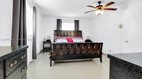 4000 NW 44th Avenue Lauderdale Lakes FL 33319