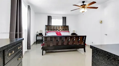4000 NW 44th Avenue Lauderdale Lakes FL 33319