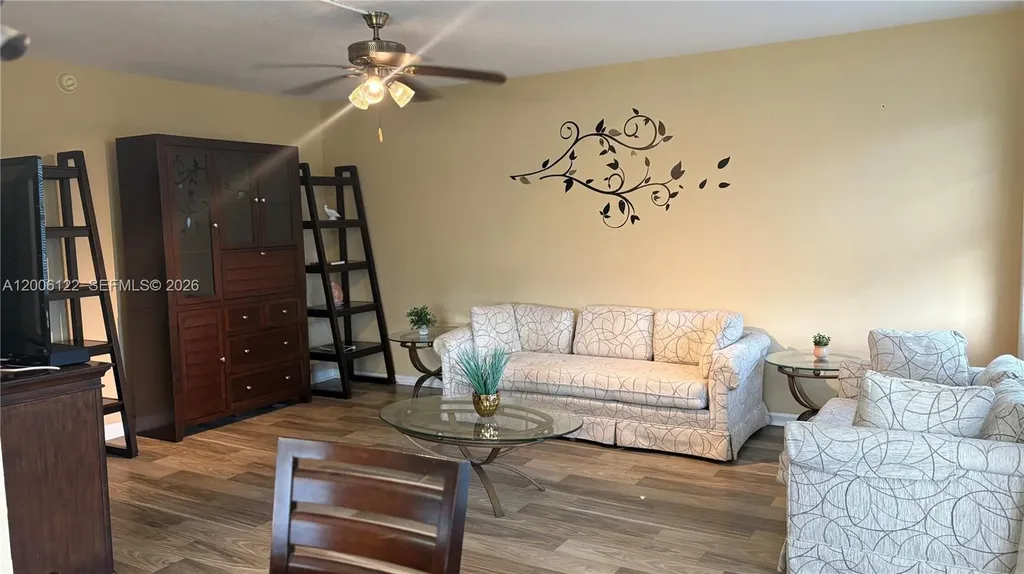 1044 Harwood D Deerfield Beach FL 33442