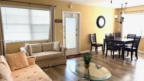 1044 Harwood D Deerfield Beach FL 33442