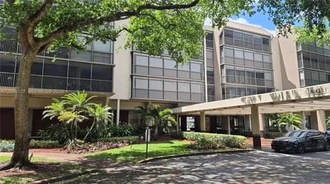 2816 N 46th Avenue Hollywood FL 33021
