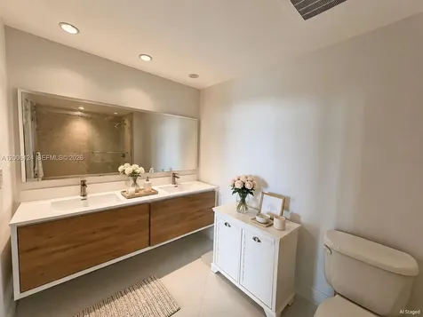 601 NE 36th Street Miami FL 33137