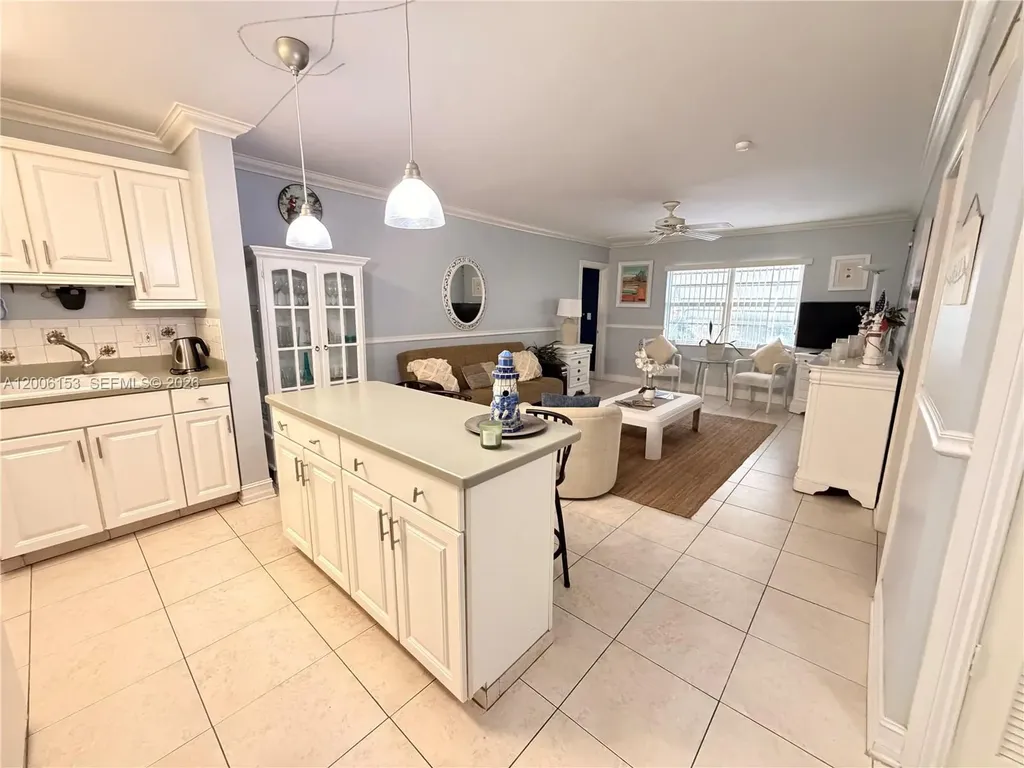 1520 Mckinley Street Hollywood FL 33020