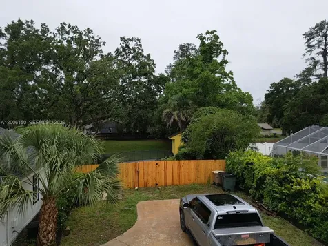2020 NE 11th Place Ocala FL 34470