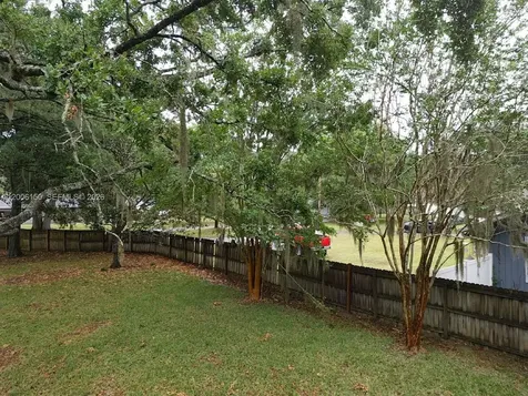 2020 NE 11th Place Ocala FL 34470