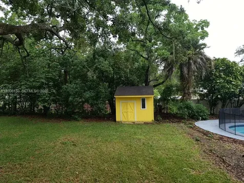 2020 NE 11th Place Ocala FL 34470