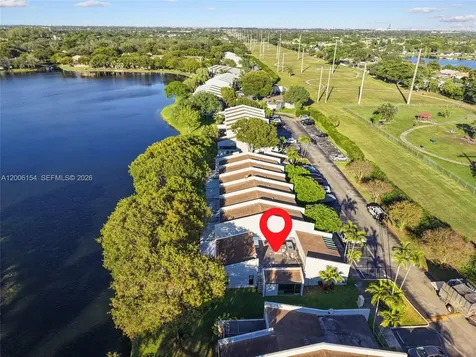 1064 NW 97th Avenue Pembroke Pines FL 33024