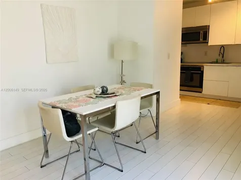 Miami Beach FL 33139
