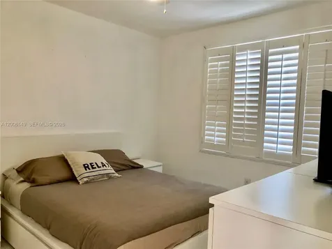 Miami Beach FL 33139