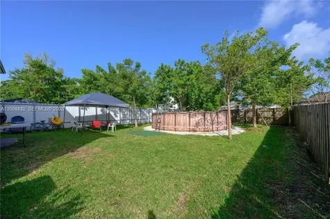 4477 NW 23rd Avenue Miami FL 33142