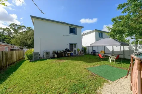 4477 NW 23rd Avenue Miami FL 33142