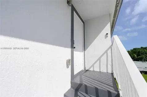 4477 NW 23rd Avenue Miami FL 33142