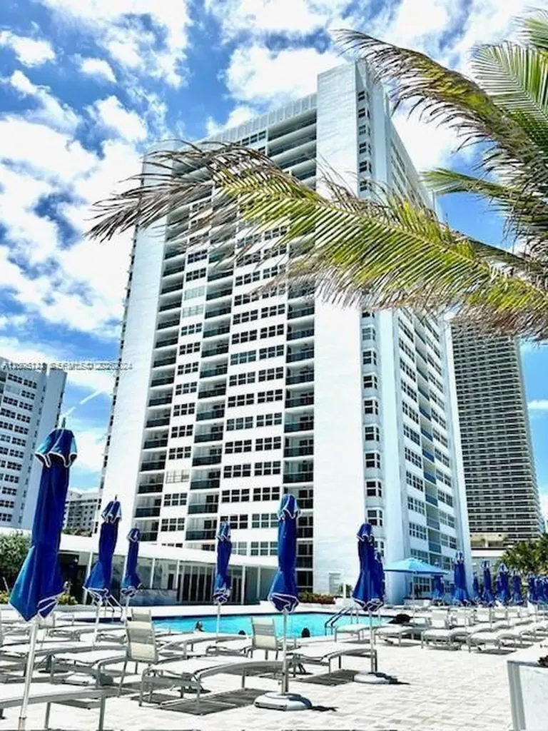 1904 S Ocean Drive Hallandale Beach FL 33009