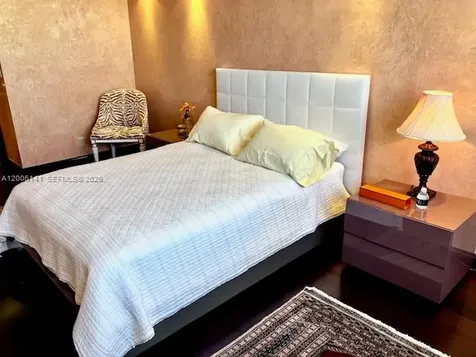 1904 S Ocean Drive Hallandale Beach FL 33009