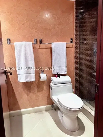 1904 S Ocean Dr Seasonal Hallandale Beach FL 33009