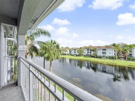 9615 NW 1st Court Pembroke Pines FL 33024