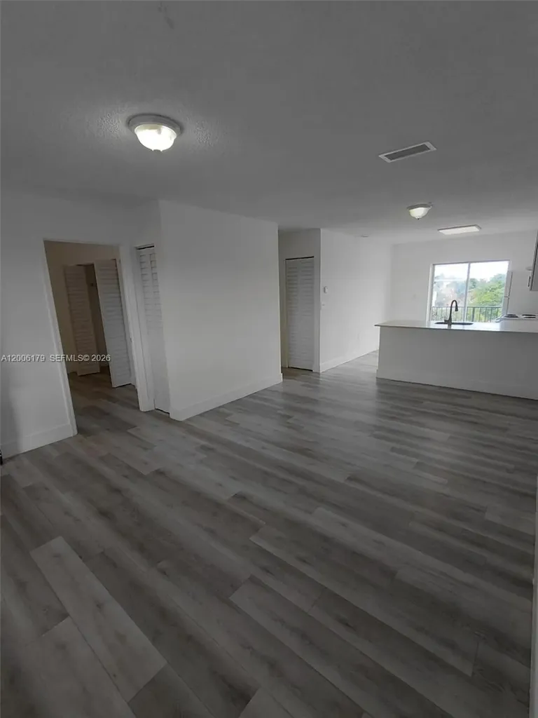 5435 W 24th Avenue Hialeah FL 33016