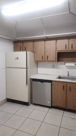 13707 Kendale Lakes Circle Miami FL 33183