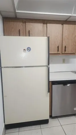 13707 Kendale Lakes Circle Miami FL 33183