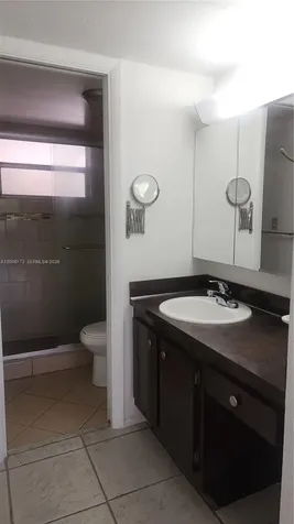 13707 Kendale Lakes Circle Miami FL 33183