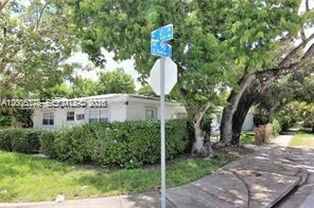 190 NE 90th Street El Portal FL 33138